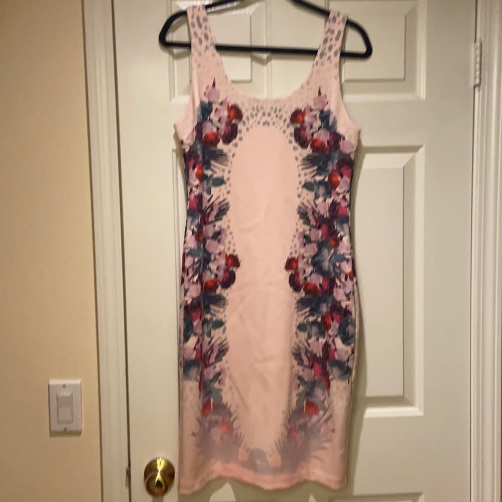 Beautiful Guess dress